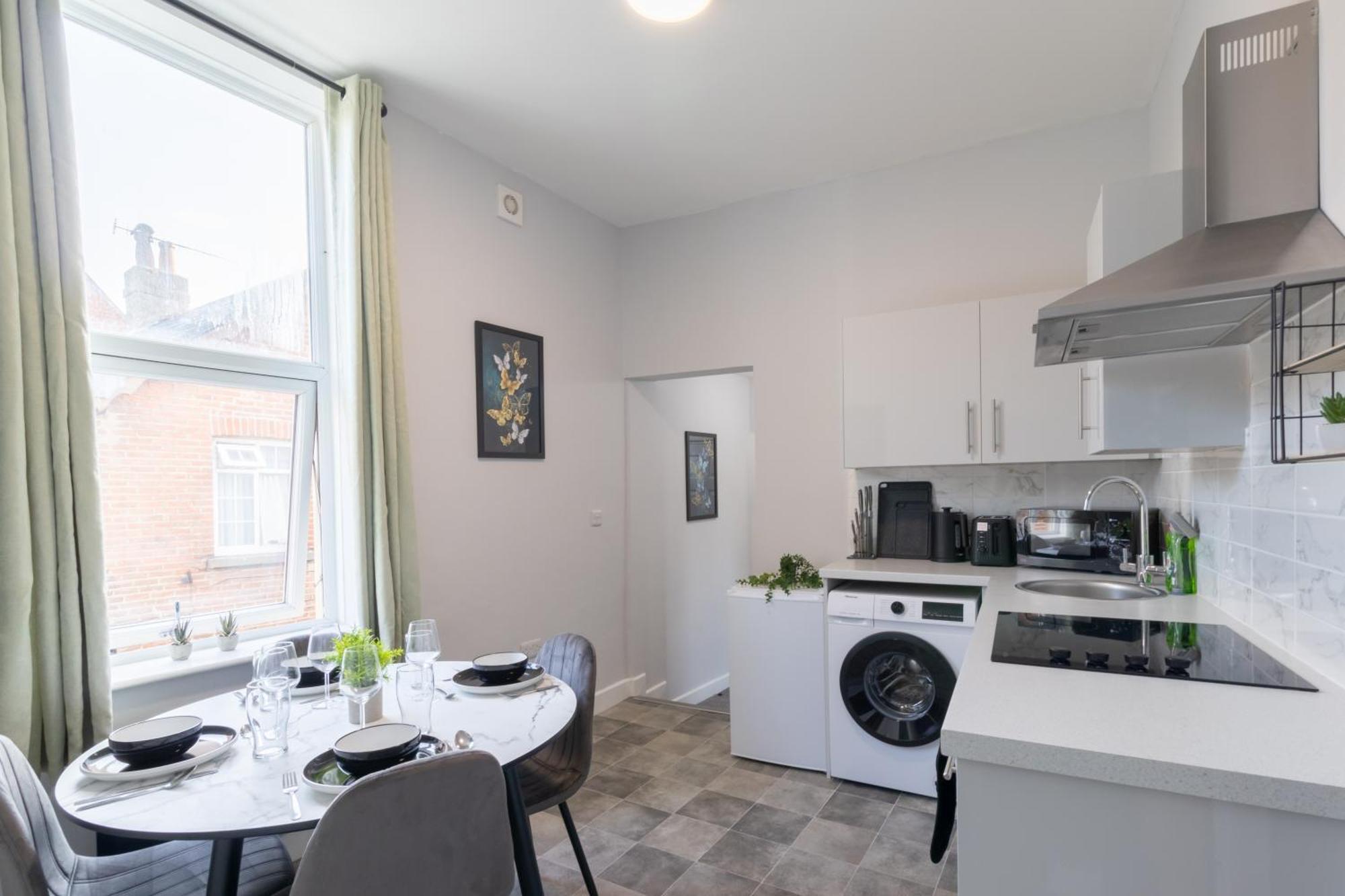 Open Mind Property - Apartment With 2 Double Beds Portsmouth Eksteriør bilde