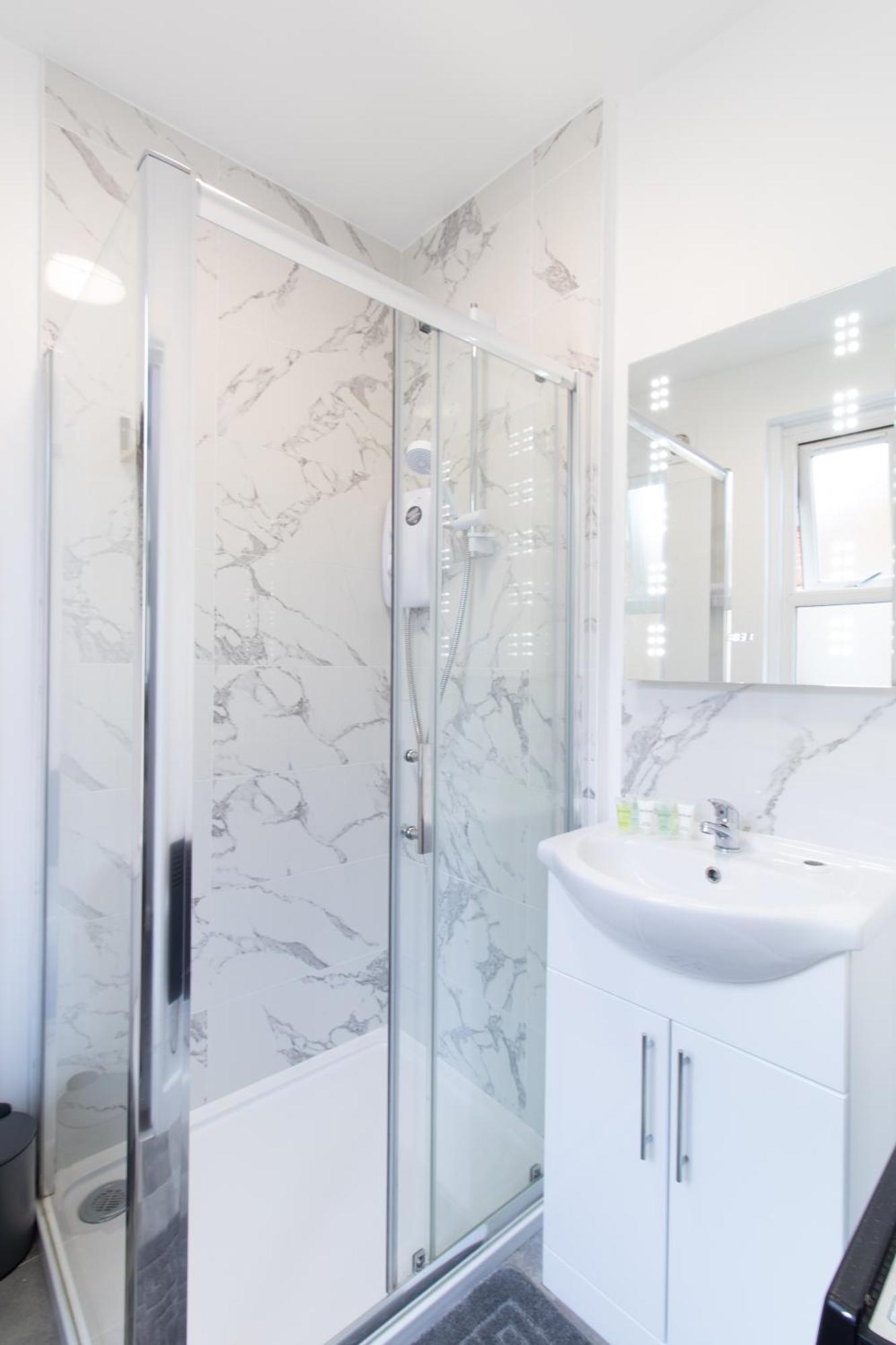 Open Mind Property - Apartment With 2 Double Beds Portsmouth Eksteriør bilde