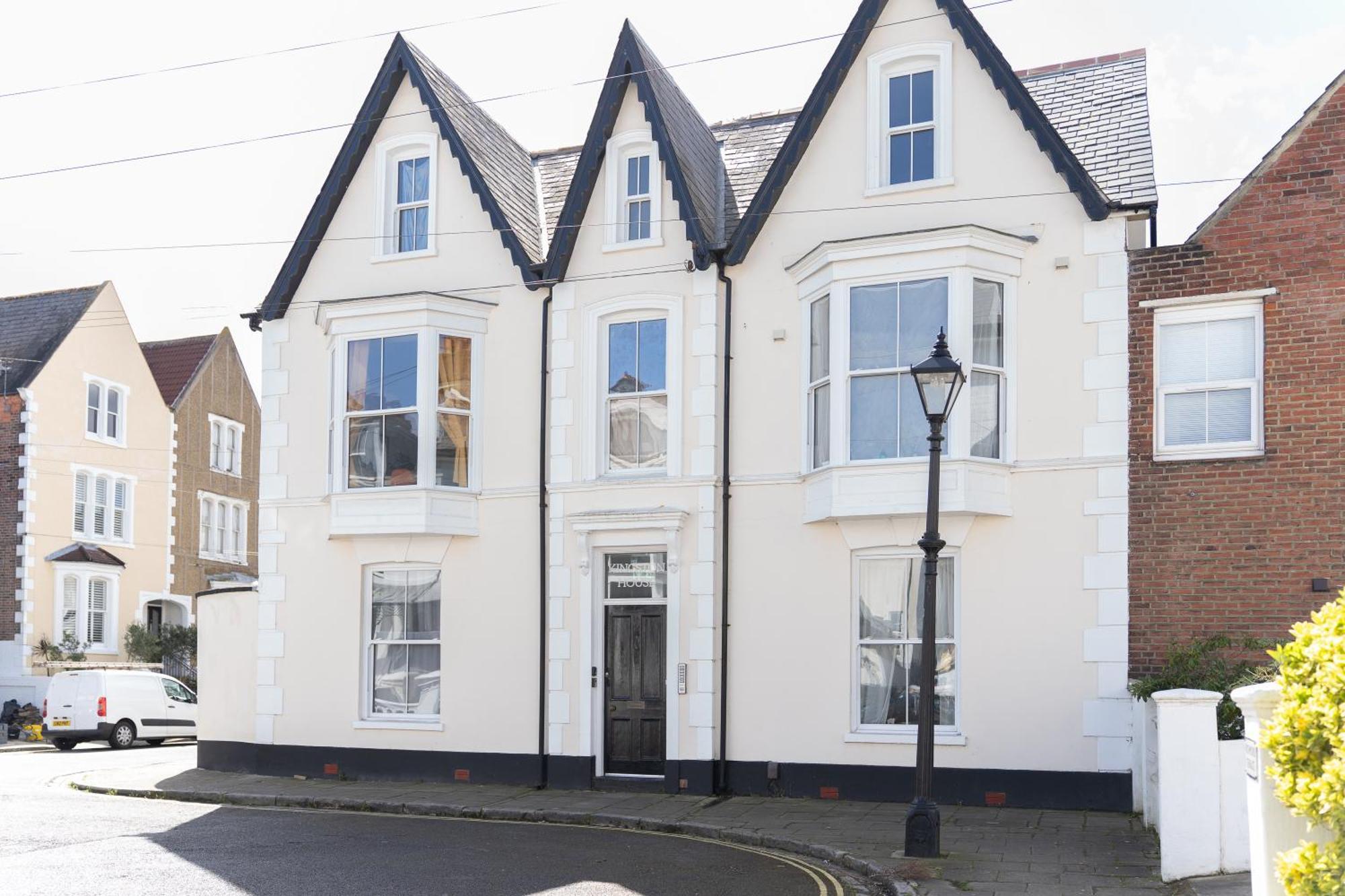 Open Mind Property - Apartment With 2 Double Beds Portsmouth Eksteriør bilde